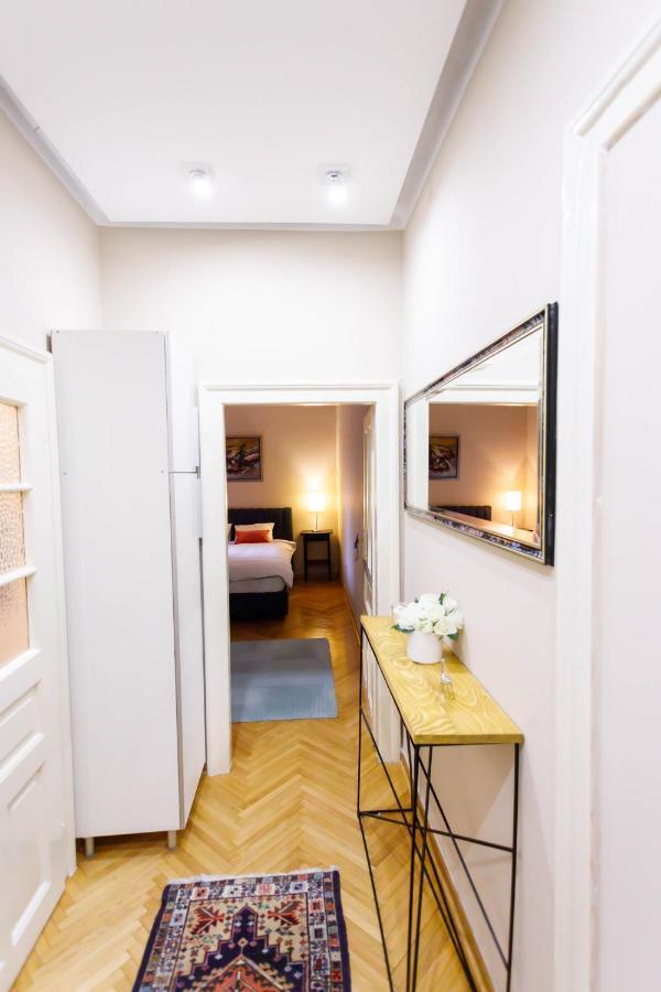 Family Apart Apartment Belgrade Exterior photo